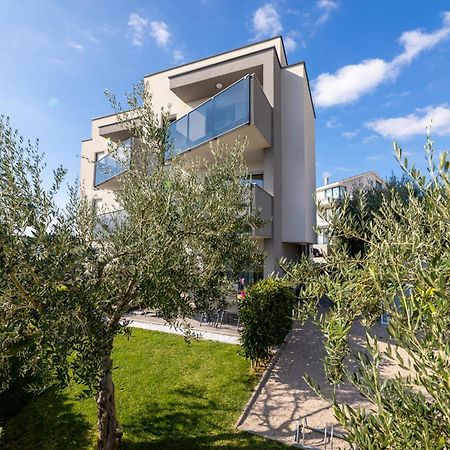 Apartment Elegance Krk Town Exterior photo